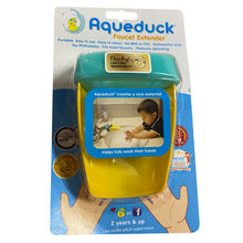Load image into Gallery viewer, Aqueduck Faucet Extender - Aqua